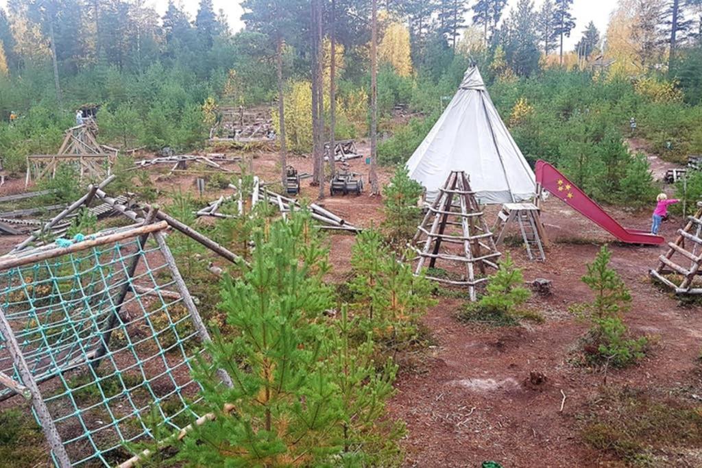 Nybyggd Stuga Intill Skogsbrynet - New Built Cottage Next To The Cowberry Forest 모라 외부 사진