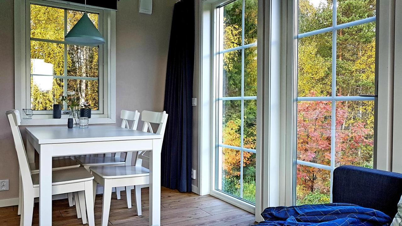 Nybyggd Stuga Intill Skogsbrynet - New Built Cottage Next To The Cowberry Forest 모라 외부 사진